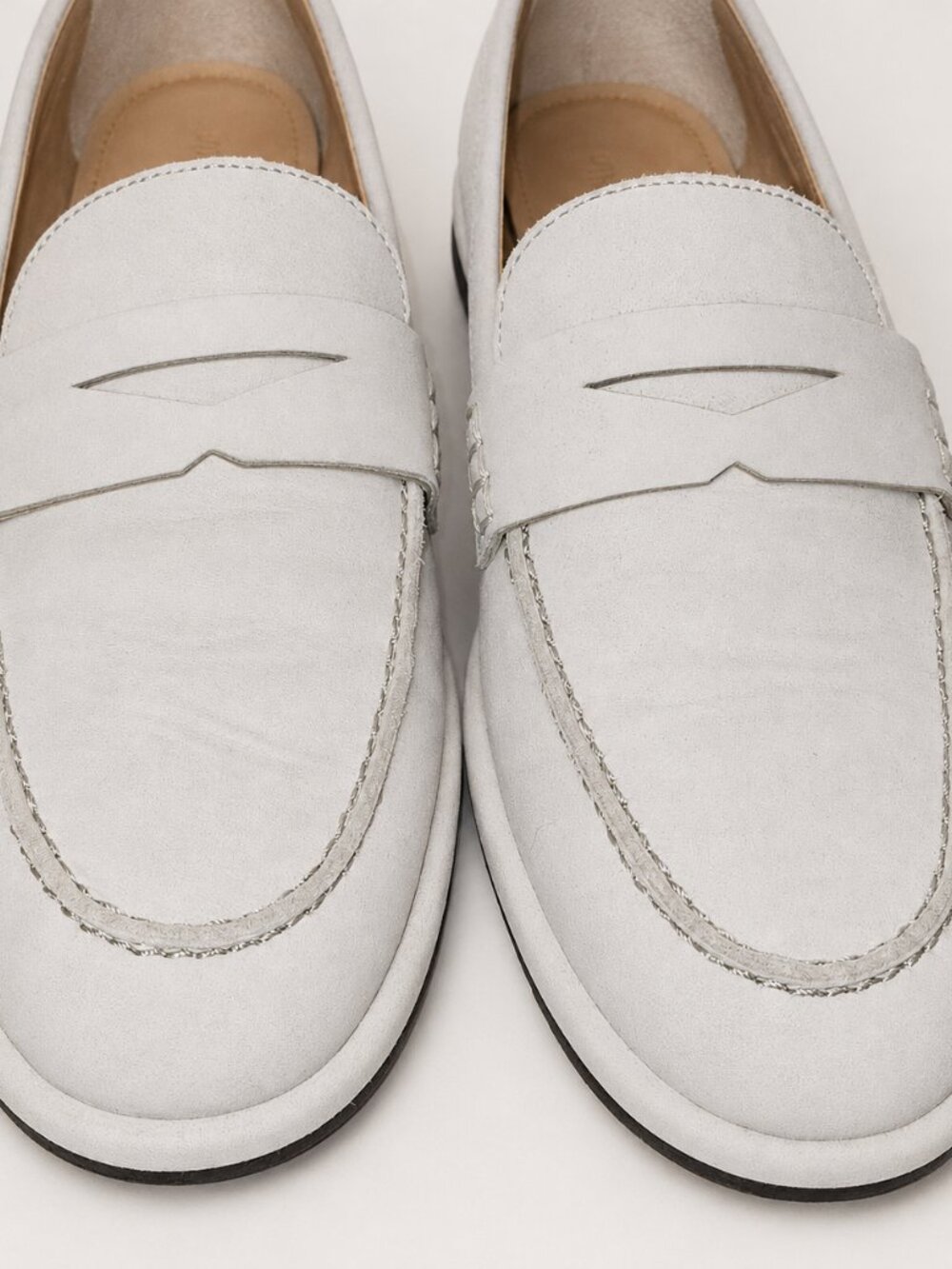J. McLaughlin Women's Concetta suede Penny loafers in Ivory Sz. 7.5 - Picture 4 of 10